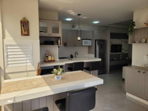2 suítes novo, vista mar, alto padrão, piscina aquecida condominio